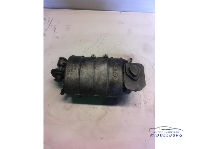 Gebruikte Spruitstuk Inlaat Volkswagen Caddy III (2KA,2KH,2CA,2CH) 2.0 SDI Prijs € 24,00 Margeregeling aangeboden door Autodemontagebedrijf Middelburg B.V