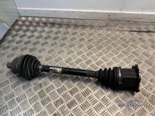 Gebruikte Aandrijfas rechts-voor Audi A6 (C6) 2.0 T FSI 16V Prijs € 23,00 Margeregeling aangeboden door Autodemontagebedrijf Middelburg B.V