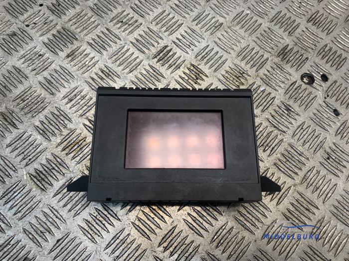 Gebruikte Display Interieur Opel Corsa D 1.0 Prijs € 38,00 Margeregeling aangeboden door Autodemontagebedrijf Middelburg B.V