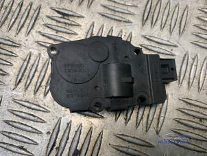 Gebruikte Kachelklep Motor Mercedes C (W204) 2.2 C-220 CDI 16V BlueEFFICIENCY Prijs € 18,00 Margeregeling aangeboden door Autodemontagebedrijf Middelburg B.V