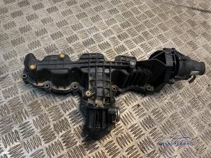 Gebruikte Inlaatspruitstuk Volkswagen Golf VI (5K1) 1.6 TDI 16V Prijs € 29,00 Margeregeling aangeboden door Autodemontagebedrijf Middelburg B.V