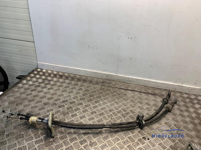Gebruikte Schakelkabel Versnellingsbak Opel Combo 1.3 CDTI 16V ecoFlex Prijs € 29,00 Margeregeling aangeboden door Autodemontagebedrijf Middelburg B.V