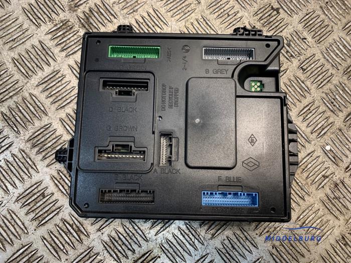 Gebruikte Computer Body Control Renault Megane III Grandtour (KZ) 1.4 16V TCe 130 Prijs € 29,00 Margeregeling aangeboden door Autodemontagebedrijf Middelburg B.V