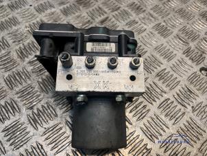 Gebruikte ABS Pomp Toyota Auris (E15) 2.0 D-4D-F 16V Prijs € 58,00 Margeregeling aangeboden door Autodemontagebedrijf Middelburg B.V