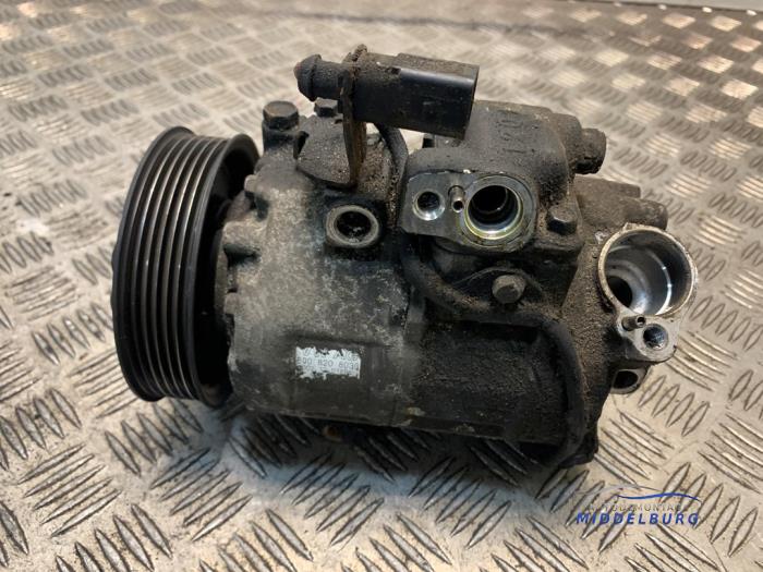 Gebruikte Pomp Airco Volkswagen Polo IV (9N1/2/3) 1.2 Prijs € 14,00 Margeregeling aangeboden door Autodemontagebedrijf Middelburg B.V
