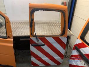 Gebruikte Achterdeur Bus-Bestelauto Mercedes Vito (639.6) 2.2 110 CDI 16V Euro 5 Prijs € 300,00 Margeregeling aangeboden door Autodemontagebedrijf Middelburg B.V