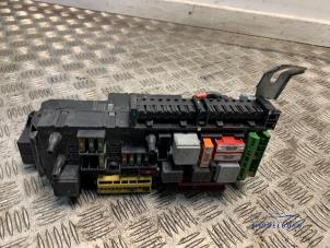 Gebruikte Comfort Module Mercedes C (W204) 2.2 C-200 CDI 16V BlueEFFICIENCY Prijs € 98,00 Margeregeling aangeboden door Autodemontagebedrijf Middelburg B.V