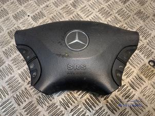 Gebruikte Airbag links (Stuur) Mercedes Sprinter 3,5t (906.63) 319 CDI,BlueTEC V6 24V Prijs € 123,00 Margeregeling aangeboden door Autodemontagebedrijf Middelburg B.V
