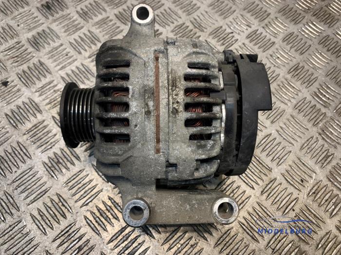 Gebruikte Dynamo Ford Transit 2.0 TDdi 16V Prijs € 28,00 Margeregeling aangeboden door Autodemontagebedrijf Middelburg B.V