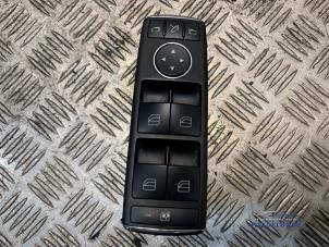 Gebruikte Elektrisch Raam Schakelaar Mercedes E (W212) E-250 CDI 16V BlueEfficiency,BlueTec Prijs € 24,00 Margeregeling aangeboden door Autodemontagebedrijf Middelburg B.V