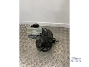 Gebruikte Rembekrachtiger BMW 1 serie (E87/87N) 118d 16V Prijs € 33,00 Margeregeling aangeboden door Autodemontagebedrijf Middelburg B.V