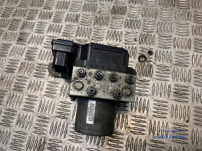Gebruikte ABS Pomp Volkswagen Tiguan (5N1/2) 2.0 TSI 16V 4Motion Prijs € 194,00 Margeregeling aangeboden door Autodemontagebedrijf Middelburg B.V
