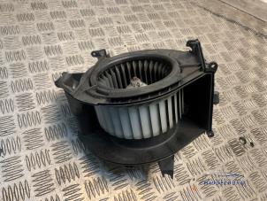Gebruikte Kachel Ventilatiemotor Audi A6 (C6) 2.0 T FSI 16V Prijs € 24,00 Margeregeling aangeboden door Autodemontagebedrijf Middelburg B.V