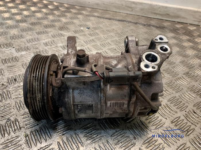 Gebruikte Aircopomp BMW 1 serie (F20) 116d 1.5 12V TwinPower Prijs € 23,00 Margeregeling aangeboden door Autodemontagebedrijf Middelburg B.V