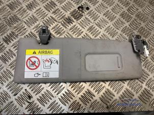 Gebruikte Zonneklep BMW 1 serie (F20) 116d 1.5 12V TwinPower Prijs € 18,00 Margeregeling aangeboden door Autodemontagebedrijf Middelburg B.V