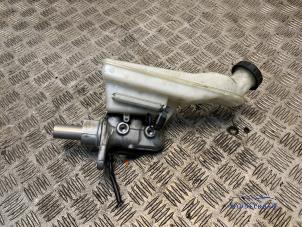 Gebruikte Hoofdremcilinder Mercedes A-Klasse AMG (W176) 2.0 A-45 AMG Turbo 16V 4-Matic Prijs € 34,00 Margeregeling aangeboden door Autodemontagebedrijf Middelburg B.V