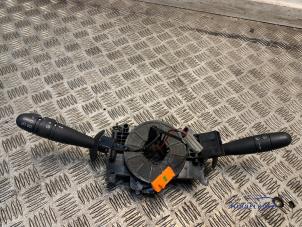 Gebruikte Licht + Raw Schakelaar Opel Vivaro 1.9 DTI 16V Prijs € 39,00 Margeregeling aangeboden door Autodemontagebedrijf Middelburg B.V