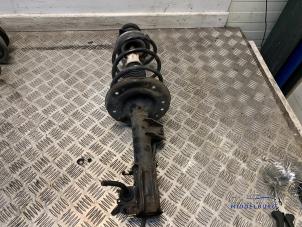 Gebruikte Mac Phersonpoot links-voor Fiat 500 (312) 0.9 TwinAir 85 Prijs € 29,00 Margeregeling aangeboden door Autodemontagebedrijf Middelburg B.V