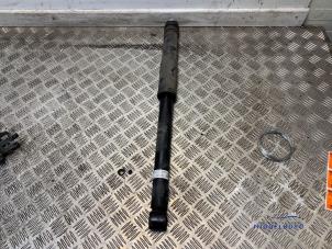 Gebruikte Schokdemper links-achter Honda Jazz (GE6/GE8/GG/GP) 1.3 VTEC 16V Hybrid Prijs € 13,00 Margeregeling aangeboden door Autodemontagebedrijf Middelburg B.V