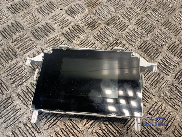 Gebruikte Display Interieur Ford Fiesta 6 (JA8) 1.0 EcoBoost 12V 100 Prijs € 19,00 Margeregeling aangeboden door Autodemontagebedrijf Middelburg B.V