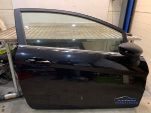 Gebruikte Deur 2Deurs rechts Ford Fiesta 6 (JA8) 1.0 EcoBoost 12V 100 Prijs € 74,00 Margeregeling aangeboden door Autodemontagebedrijf Middelburg B.V