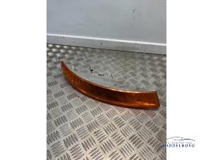 Gebruikte Pinker rechts Opel Vivaro 1.9 DTI 16V Prijs € 9,00 Margeregeling aangeboden door Autodemontagebedrijf Middelburg B.V