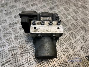 Gebruikte ABS Pomp Mercedes Sprinter 3,5t (906.63) 319 CDI,BlueTEC V6 24V Prijs € 74,00 Margeregeling aangeboden door Autodemontagebedrijf Middelburg B.V