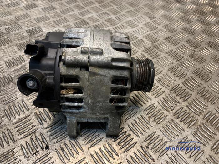 Gebruikte Dynamo Opel Crossland (X) 1.2 Turbo 12V Prijs € 81,07 Inclusief btw aangeboden door Autodemontagebedrijf Middelburg B.V