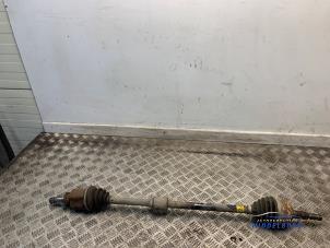 Gebruikte Aandrijfas rechts-voor Opel Meriva 1.4 Turbo 16V ecoFLEX Prijs € 33,00 Margeregeling aangeboden door Autodemontagebedrijf Middelburg B.V