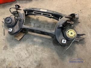 Gebruikte Subframe Mercedes E Estate (S212) E-200 CDI 16V BlueEfficiency,BlueTEC Prijs € 294,00 Margeregeling aangeboden door Autodemontagebedrijf Middelburg B.V