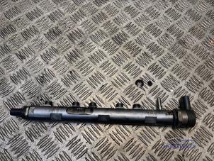 Gebruikte Injector brug BMW 1 serie (E87/87N) 116d 16V Prijs € 20,00 Margeregeling aangeboden door Autodemontagebedrijf Middelburg B.V