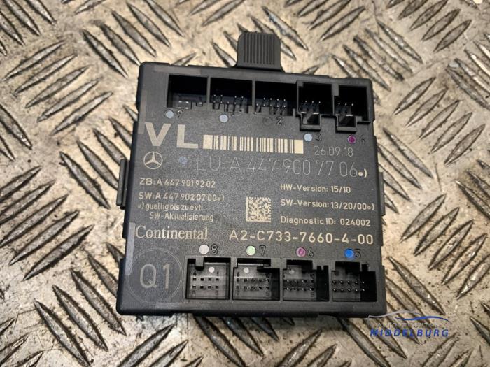 Gebruikte Deur module Mercedes Vito (447.6) 2.2 116 CDI 16V Prijs € 39,00 Margeregeling aangeboden door Autodemontagebedrijf Middelburg B.V