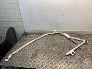 Gebruikte Airbag hemel links Mercedes CLS AMG (C218) 5.5 63 AMG V8 32V Performance package Prijs € 89,00 Margeregeling aangeboden door Autodemontagebedrijf Middelburg B.V