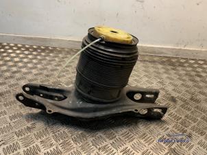 Gebruikte Luchtbalg Mercedes CLS AMG (C218) 5.5 63 AMG V8 32V Performance package Prijs € 100,00 Margeregeling aangeboden door Autodemontagebedrijf Middelburg B.V