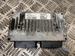 Gebruikte Computer Automatische Bak Renault Scénic II (JM) 1.9 dCi 130 Prijs € 49,00 Margeregeling aangeboden door Autodemontagebedrijf Middelburg B.V