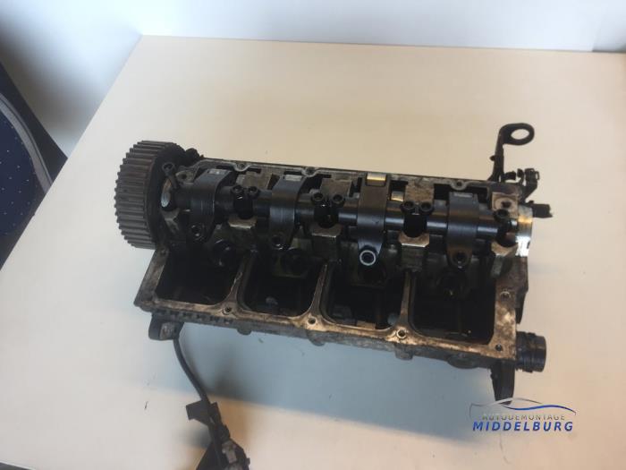 Gebruikte Cilinderkop Volkswagen Caddy III (2KA,2KH,2CA,2CH) 1.9 TDI Prijs € 124,00 Margeregeling aangeboden door Autodemontagebedrijf Middelburg B.V