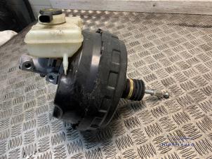 Gebruikte Rembekrachtiger Audi Q5 (8RB) 2.0 TFSI 16V Quattro Prijs € 49,00 Margeregeling aangeboden door Autodemontagebedrijf Middelburg B.V