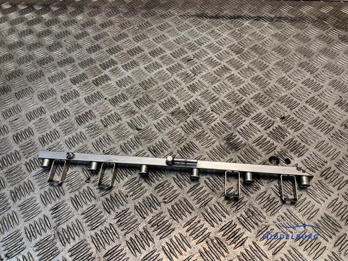 Gebruikte Common rail (Injectie) BMW 5 serie Touring (E61) 525i 24V Prijs € 59,00 Margeregeling aangeboden door Autodemontagebedrijf Middelburg B.V