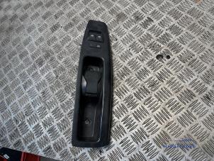 Gebruikte Deurgreep 2Deurs links Fiat Doblo Cargo (263) 1.3 MJ 16V DPF Euro 5 Prijs € 20,00 Margeregeling aangeboden door Autodemontagebedrijf Middelburg B.V