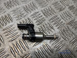 Gebruikte Injector (benzine injectie) Seat Leon (1P1) 1.2 TSI Prijs € 23,00 Margeregeling aangeboden door Autodemontagebedrijf Middelburg B.V