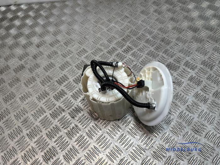 Gebruikte Tank element Pomp Mercedes A (W176) 1.6 A-200 16V Prijs € 44,00 Margeregeling aangeboden door Autodemontagebedrijf Middelburg B.V