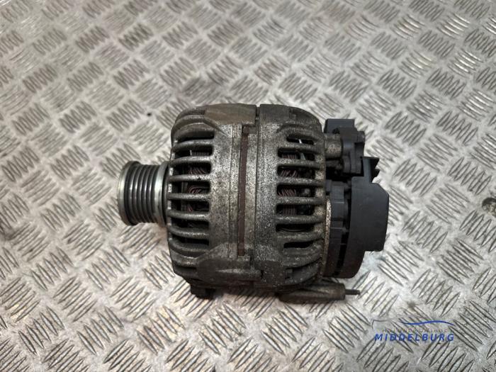 Gebruikte Dynamo Volkswagen Amarok 2.0 BiTDI 16V 163 Prijs € 14,00 Margeregeling aangeboden door Autodemontagebedrijf Middelburg B.V