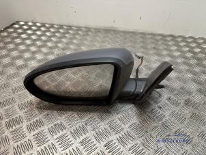 Gebruikte Buitenspiegel links Nissan Qashqai (J10) 1.5 dCi DPF Prijs op aanvraag aangeboden door Autodemontagebedrijf Middelburg B.V