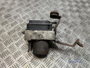 Gebruikte ABS Pomp Ford Transit 2.4 TDCi 16V Prijs € 84,00 Margeregeling aangeboden door Autodemontagebedrijf Middelburg B.V