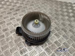 Gebruikte Kachel Ventilatiemotor Honda Civic (FA/FD) 1.3 Hybrid Prijs € 58,00 Margeregeling aangeboden door Autodemontagebedrijf Middelburg B.V