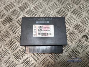 Gebruikte Bodycontrol Module Volkswagen Phaeton (3D) 5.0 V10 TDI 4Motion Prijs € 49,00 Margeregeling aangeboden door Autodemontagebedrijf Middelburg B.V