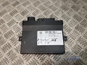 Gebruikte Deur module Volkswagen Phaeton (3D) 5.0 V10 TDI 4Motion Prijs € 64,00 Margeregeling aangeboden door Autodemontagebedrijf Middelburg B.V