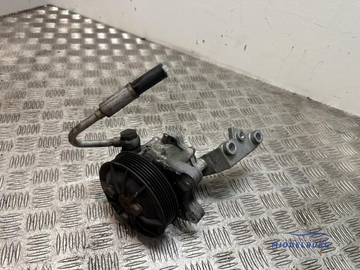 Gebruikte Servopomp BMW 3 serie Touring (E91) 325i 24V Prijs € 94,00 Margeregeling aangeboden door Autodemontagebedrijf Middelburg B.V