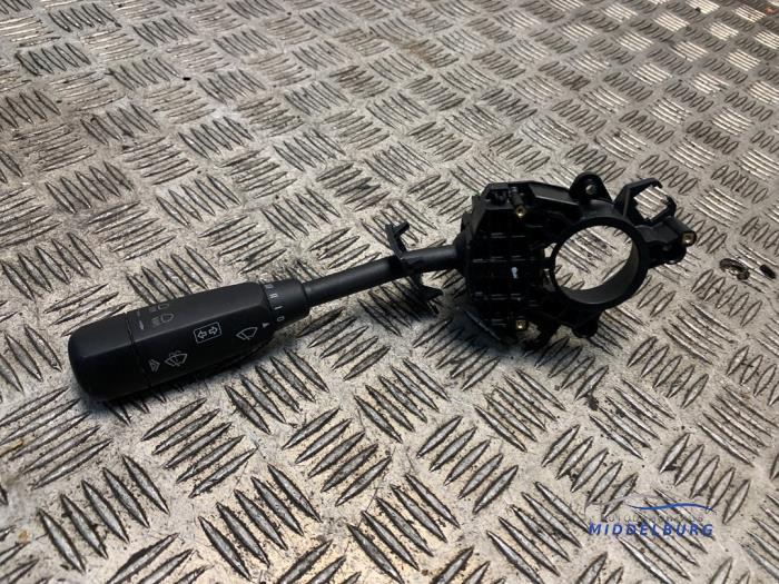 Richtingaanwijzer Schakelaar van een Mercedes-Benz Vito (639.6) 2.2 113 CDI 16V Euro 5 2014