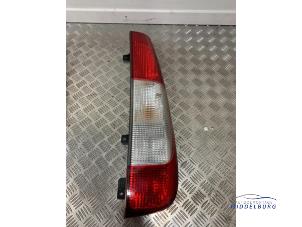 Gebruikte Achterlicht rechts Mercedes Vito (639.6) 2.2 113 CDI 16V Euro 5 Prijs € 44,00 Margeregeling aangeboden door Autodemontagebedrijf Middelburg B.V